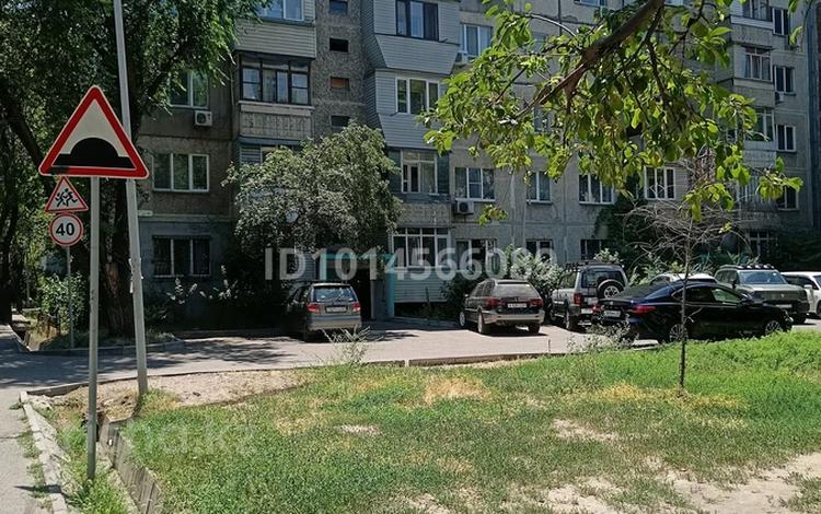 Магазины и бутики, склады, кабинеты и рабочие места · 16 м² за 80 000 ₸ в Алматы, Алмалинский р-н — фото 4