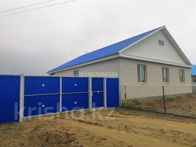 Жеке үй · 4 бөлме · 150 м² · 10 жүзд., Строительная 7/1 — 57 школа, бағасы: 27 млн ₸ в Актобе, жилой массив Кирпичный