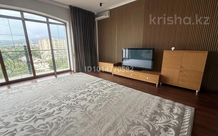 2-комнатная квартира · 90 м² · 10/13 этаж, Сейфуллина 575 за 600 000 ₸ в Алматы, Алмалинский р-н — фото 2