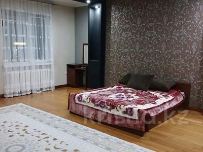 2-бөлмелі пәтер · 121 м² · 2/9 қабат, Рашидва 26, бағасы: 250 000 ₸ в Шымкенте, Абайский р-н