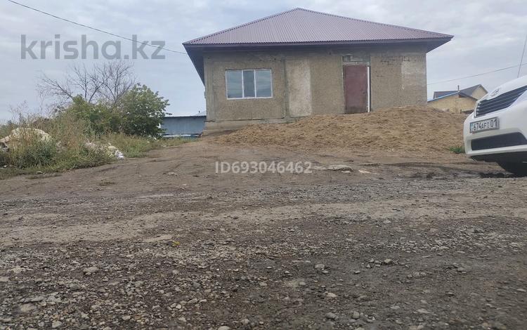 Жеке үй · 4 бөлме · 120 м² · 9 сот., Бейнеу 6, бағасы: 15.5 млн ₸ в Астане, р-н Байконур — фото 2