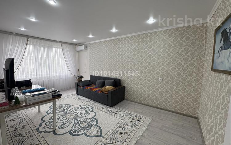 2-бөлмелі пәтер · 53.5 м² · 5/5 қабат, Мкр.Жастык д.5 — В шаговой доступности находятся школы №2, №4 и №6, рынок и районная больница., бағасы: 8 млн ₸ в Кандыагаш — фото 2