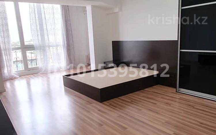 3-бөлмелі пәтер · 98 м² · 8/8 қабат, проспект Достык 40 — Кабанбай Батыра, бағасы: 95 млн ₸ в Алматы, Медеуский р-н — фото 2