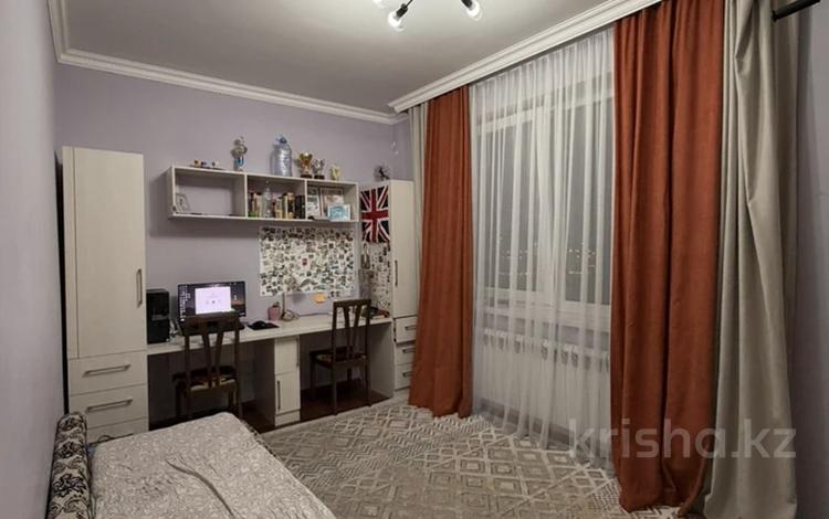 2-комнатная квартира · 62 м² · 7/7 этаж, проспект Аль Фараби — Срочная продажа! за 33 млн ₸ в Астане, Есильский р-н — фото 2