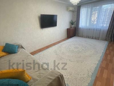 3-комнатная квартира · 62 м² · 3/9 этаж, мкр 11, Аз Наурыз за 23.5 млн 〒 в Актобе