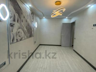 3-комнатная квартира · 59.2 м² · 2/5 этаж, карасай батыра за 18 млн 〒 в Актобе