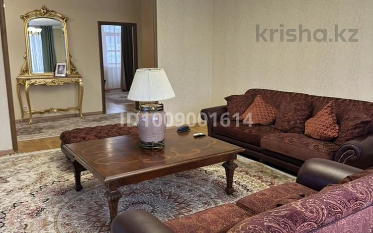 4-бөлмелі пәтер · 150 м² · 4/9 қабат, Габдуллина 5, бағасы: 93.2 млн ₸ в Астане, р-н Байконур — фото 2