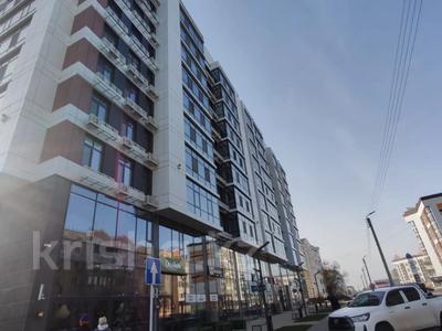 2-комнатная квартира, 84.1 м², 7/10 этаж помесячно, мкр Сары Арка, Кулманова 35 за 350 000 〒 в Атырау, мкр Сары Арка