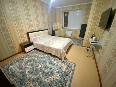 1-комнатная квартира, 34 м², 1/5 этаж помесячно, Тулеметова за 130 000 〒 в Шымкенте, Каратауский р-н