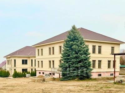 Жеке үй · 5 бөлме · 480 м² · 10 сот., мкр Ерменсай, Талапты 114, бағасы: 250 млн ₸ в Алматы, Бостандыкский р-н