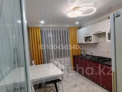 3-комнатная квартира · 68 м² · 5/5 этаж, Самал 14 — Кафе Дадам за 23 млн 〒 в Талдыкоргане, мкр Самал