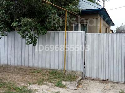 Отдельный дом · 3 комнаты · 60 м² · 15 сот., Сатпаева 54 — Магазин Радуга, школы 9 и 28 за 25 млн 〒 в Байсерке