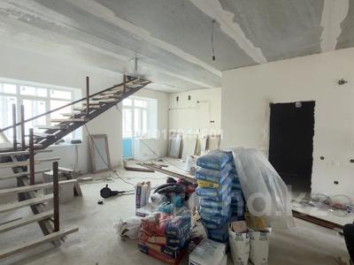 4-бөлмелі пәтер · 285 м² · 5/5 қабат, мкр. Алтын орда, Батыс 2 мкрн 51б, бағасы: 750 000 ₸ в Актобе