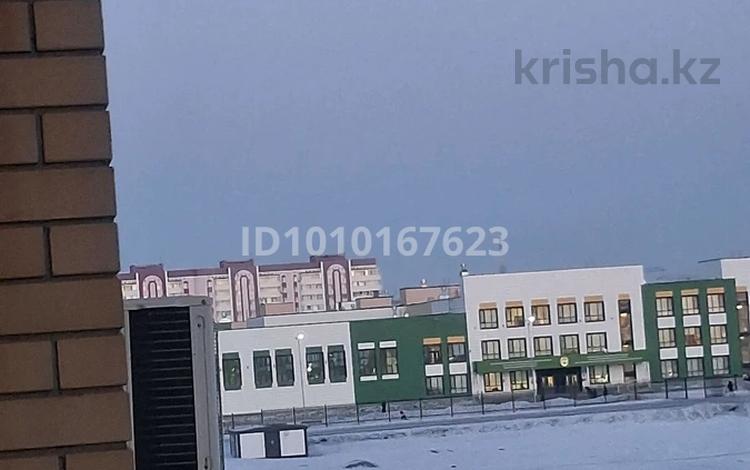2-бөлмелі пәтер · 55 м² · 3/9 қабат, Карагайлы 14 — НИШ, бағасы: 25 млн ₸ в Семее — фото 2