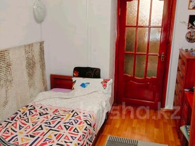 2-комнатная квартира · 43 м² · 1/5 этаж, мкр №8 30 — Шаляпина Алтынсарина за 30 млн ₸ в Алматы, Ауэзовский р-н