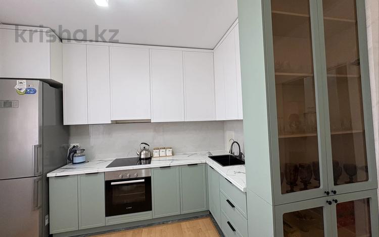 3-комнатная квартира · 81 м² · 9/10 этаж, Молдагалиева 2 за 36 млн ₸ в Астане, Нура р-н — фото 2