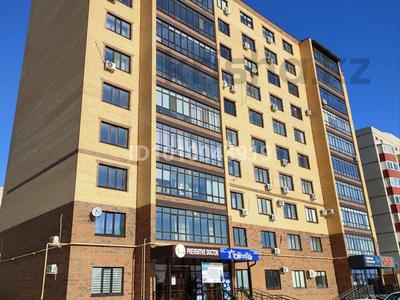 2-комнатная квартира · 73 м² · 6/10 этаж, мкр Жана Орда 1/2 — Абулхаир хана/9 мкр/Анвар/6 мкр/Аяжан/площадь/Chico Chicken за 25 млн 〒 в Уральске