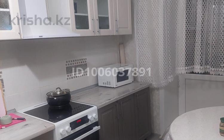 3-бөлмелі пәтер · 60 м² · 4/9 қабат, Машхур Жусуп 284/1 — Чокина, бағасы: 32 млн ₸ в Павлодаре — фото 2
