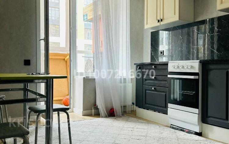 1-комнатная квартира · 40 м² · 5/9 этаж, Жумекен Нажимеденов 52а — А-426 за 28 млн ₸ в Астане, Алматы р-н — фото 2