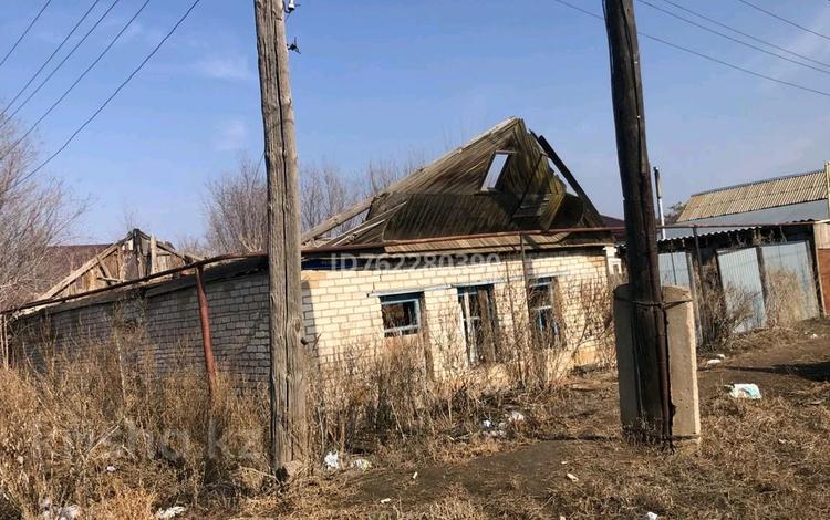 Жеке үй · 3 бөлме · 80 м² · 5 жүзд., Қонаев ш/а., Актюбинская 251 — Техническая, Актюбинская, бағасы: 15 млн ₸ в Уральске, мкр Кунаева — фото 2