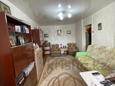 3-комнатная квартира · 55.6 м² · 3/5 этаж, Ауэзова за ~ 19.5 млн 〒 в Петропавловске