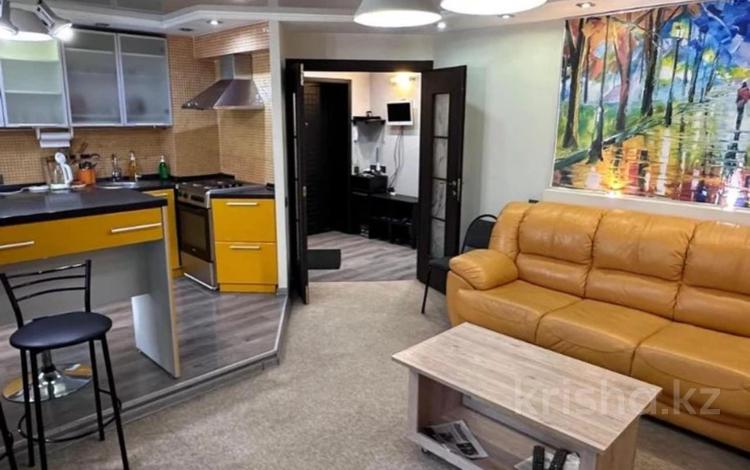 3-комнатная квартира · 80 м² · 1/5 этаж, Протозанова 111 за 35 000 ₸ в Усть-Каменогорске — фото 64