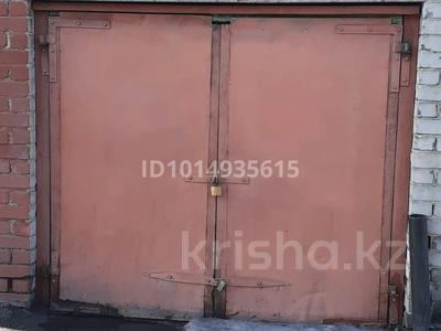 Гараж · 20 м² · Жамакаева 221 — Автобусный парк, бағасы: 2.2 млн ₸ в Семее