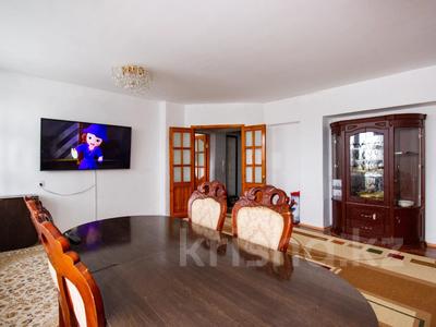 3-комнатная квартира, 105 м², 2/5 этаж, самал за 26 млн 〒 в Талдыкоргане, мкр Самал