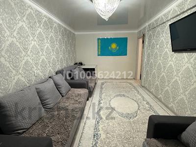 2-комнатная квартира · 46 м² · 4/5 этаж, Ахметова 12 — ‼️ Продаётся отличный дом в удобном районе ‼️ Ориентир — рядом продуктовые и овощные магазины, аптеки, школа, детский сад, полиция, больница. В пешей доступности остановка, удобный выезд в любую часть города. за 18 млн ₸ в им. Касыма кайсеновой