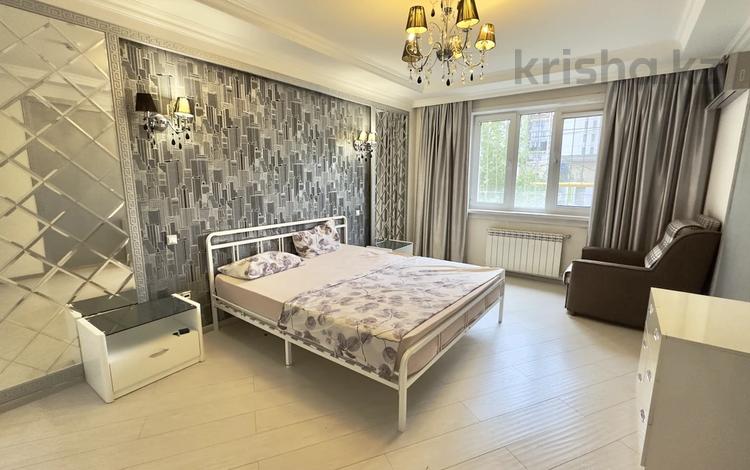 2-комнатная квартира · 50 м² · 2/17 этаж, Бальзака 8 — Просп. Аль-Фараби за 360 000 ₸ в Алматы, Бостандыкский р-н — фото 2