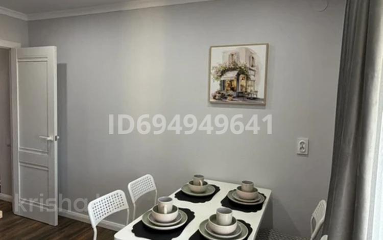 3-комнатная квартира · 80 м² · 25/25 этаж, Микрорайон Байкена Ашимова 26 за 30 000 ₸ в Караганде, Казыбек би р-н — фото 13