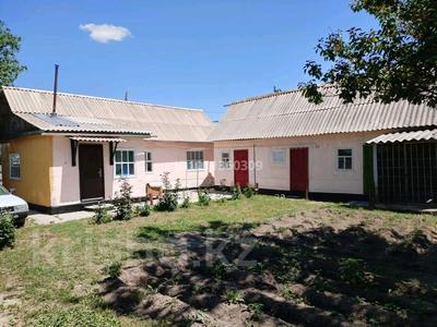 Жеке үй · 3 бөлме · 38 м² · 3.5 сот., Шамши Калдаякова 27 — Бауыржан Момышулы ( Бурное), бағасы: 5.5 млн 〒 в Таразе