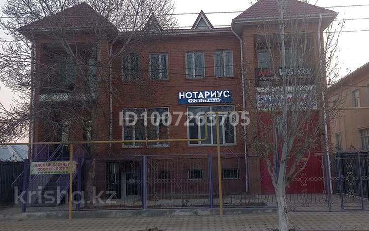 Отдельный дом · 15 комнат · 600 м² · 8.7 сот., Желтоксан 83 — Угол улицы Мусрепова за 150 млн ₸ в  — фото 2