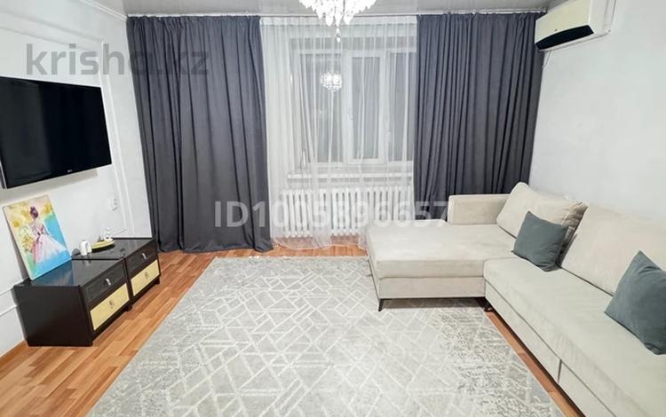 2-бөлмелі пәтер · 60 м² · 10/10 қабат, Физкультурная, бағасы: 16 000 ₸ в Семее — фото 3