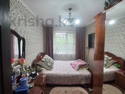 Продажа квартир в Западно-Казахстанской обл.: 4-комнатная квартира · 61.9 м² · 2/5 этаж, матросова 170 за 19 млн 〒 4-комнатная квартира · 61.9 м² · 2/5 этаж, матросова 170 за 19 млн 〒 в Уральске