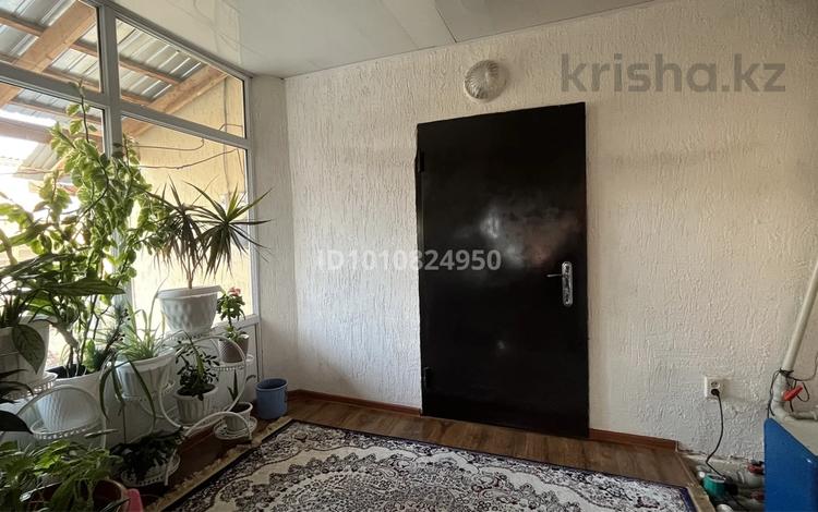 Отдельный дом · 4 комнаты · 130 м² · 6 сот., Қапал 150 — Возле дет дома Умит за 32 млн 〒 в Таразе — фото 2
