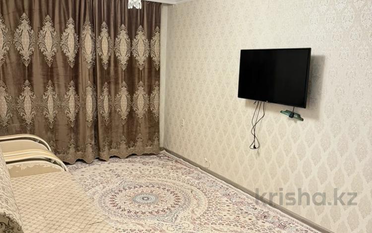 2-бөлмелі пәтер · 60 м² · 2/5 қабат, Маресьва 79, бағасы: 200 000 ₸ в Актобе — фото 2