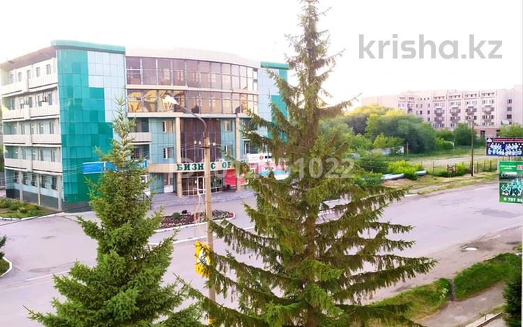 2-бөлмелі пәтер · 50 м² · 3/5 қабат, Ауэзова 65 — Супермаркет Ак Желкен, бағасы: 280 000 ₸ в Щучинске — фото 2