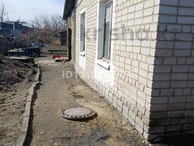 Часть дома · 3 комнаты · 60 м² · 6 сот., Геологическая 12 за 6 млн ₸ в Семее