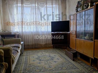 3-комнатная квартира · 62 м² · 2/5 этаж, мкр Новый Город Керамическая 82 за 16.2 млн 〒 в Караганде, Казыбек би р-н