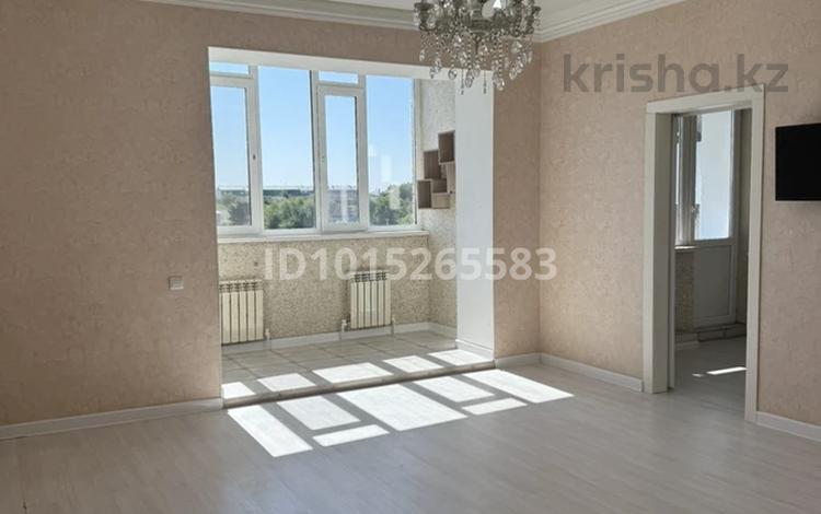 2-комнатная квартира · 60.2 м² · 4/5 этаж, мкр 4 27/2 за 23.5 млн ₸ в Уральске — фото 2