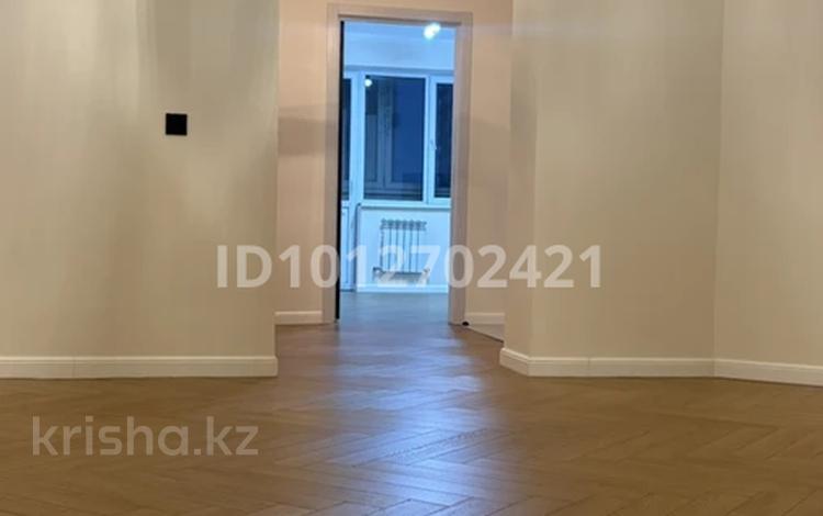 2-бөлмелі пәтер · 70 м² · 2/12 қабат, мкр Нуркент, Рыскулова 72 — Момышулы, бағасы: 35.9 млн ₸ в Алматы, Алатауский р-н — фото 5