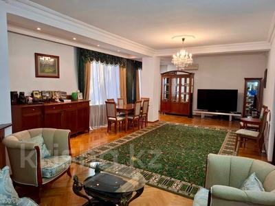 Продажа квартир в Алматы: 5-комнатная квартира · 230 м² · 1/6 этаж, Достык — Омарова - Закрытый двор, паркинг за 190 млн 〒 5-комнатная квартира · 230 м² · 1/6 этаж, Достык — Омарова - Закрытый двор, паркинг за 190 млн 〒 в Алматы, Медеуский р-н