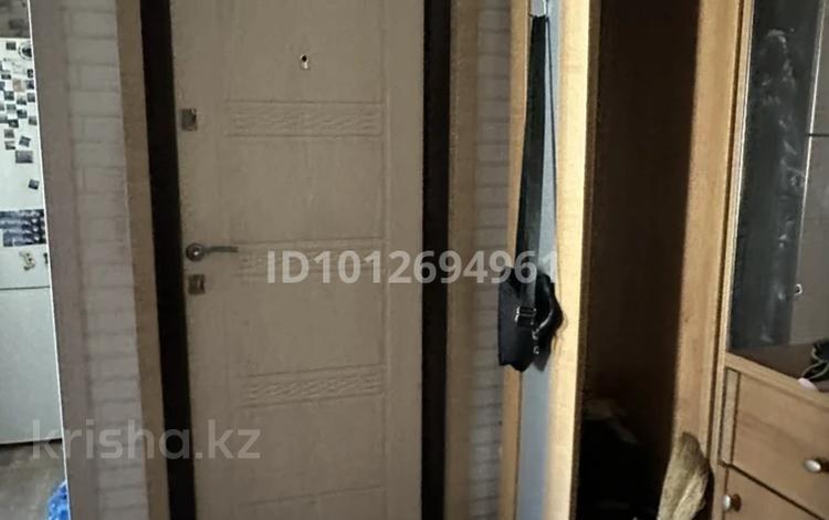 3-бөлмелі пәтер · 65 м² · 8/10 қабат, Проезд жамбыла 1а — Карасай, бағасы: 28 млн ₸ в Петропавловске — фото 2