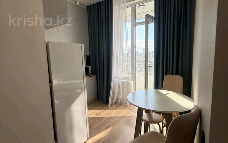 2-комнатная квартира · 37.7 м² · 11/12 этаж, Абикен Бектуров 9 за 31.4 млн ₸ в Астане, Нура р-н — фото 13