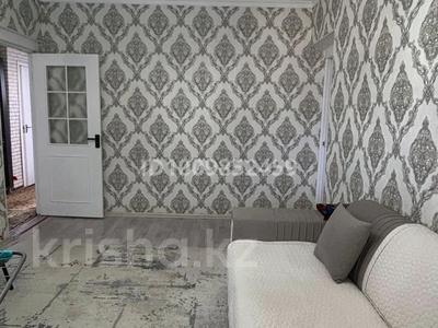 3-бөлмелі пәтер · 68 м² · 3/3 қабат, 4-й микрорайон, 4-шағынаудан 17, бағасы: 26 млн ₸ в Шымкенте, Туран р-н