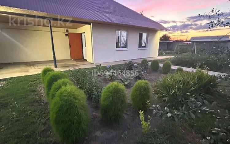 Часть дома · 4 комнаты · 130 м² · 12 сот., Абай 2/1 — Район карасай за 16 млн 〒 в Чапаеве — фото 27