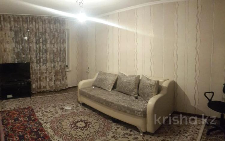 2-комнатная квартира · 54 м² · 4/5 этаж, Тлендиева — АДК / ст.метро Сайран