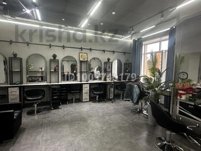 Свободное назначение, салоны красоты · 174 м² за 1 млн ₸ в Актобе, мкр. Алтын орда