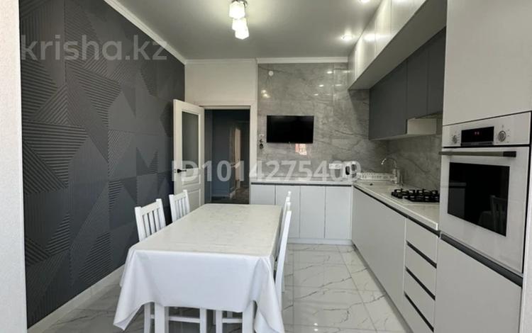 3-комнатная квартира · 94.1 м² · 4/5 этаж, мкр. Алтын орда за 40 млн ₸ в Актобе — фото 2